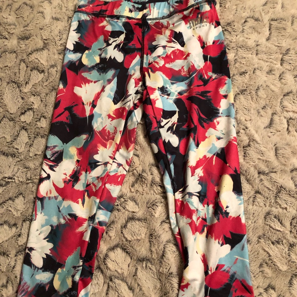 Floral stretch capri’s